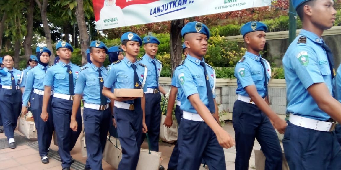 SMA Hang Tuah 1 Surabaya ikut Upacara Hari Pahlawan di Tugu Pahlawan (6)