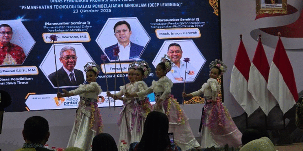 Tim Tari Tradisional Puspagana SMAHASA tampil di acara Seminar Pendidikan Pemanfaatan Teknologi dan Pembelajaran Mendalam (Deep Learning) (3)